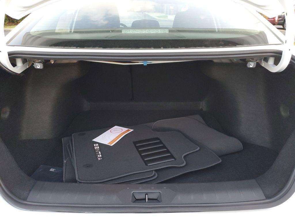 Nissan Sentra Sv - Thumbnail 11