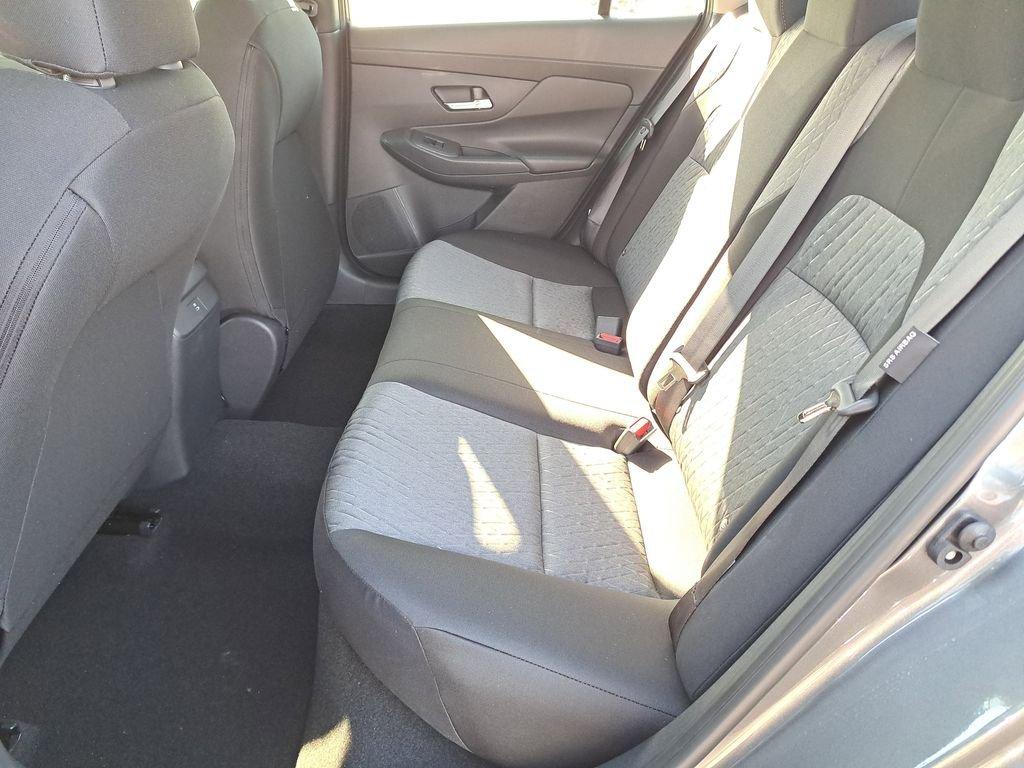 Nissan Sentra Sv - Thumbnail 13