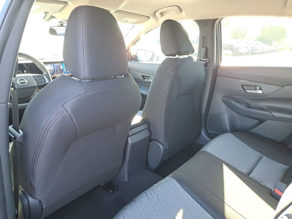 Nissan Sentra Sv - Thumbnail 12