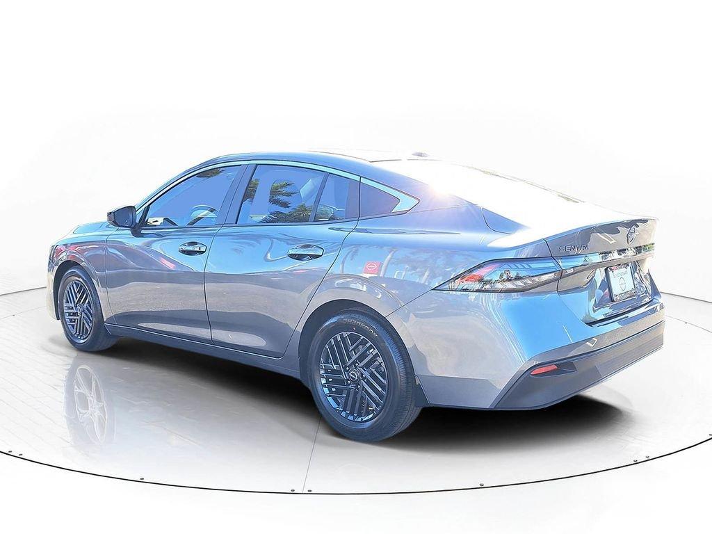 Nissan Sentra Sv - Thumbnail 6