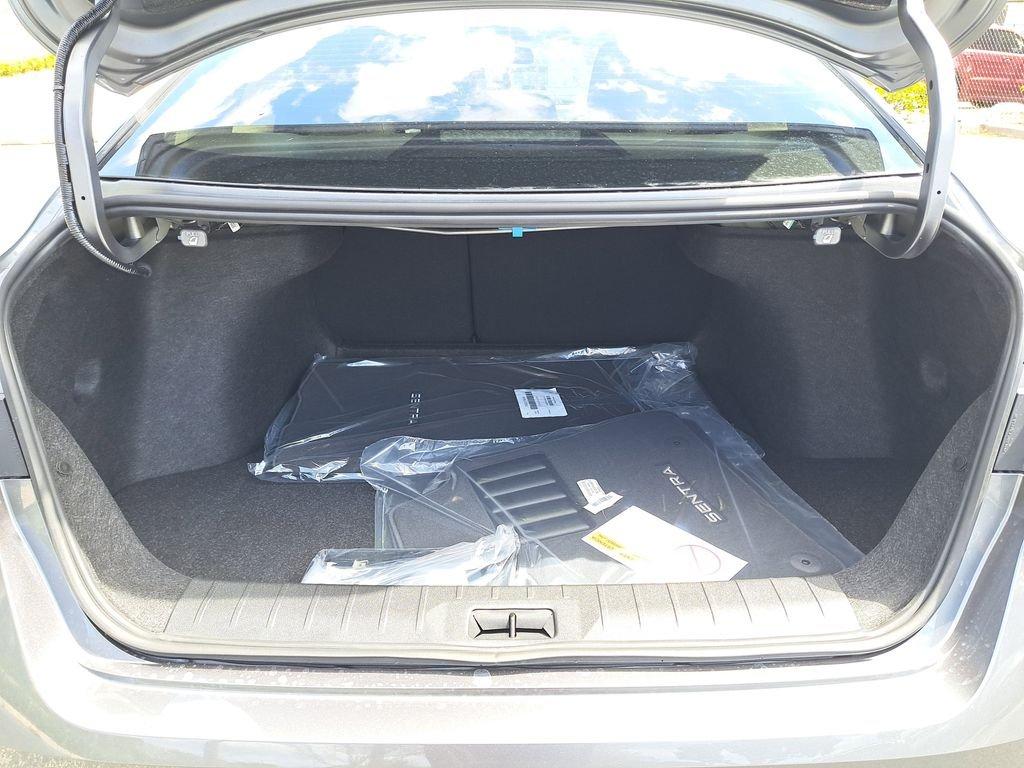 Nissan Sentra Sv - Thumbnail 11