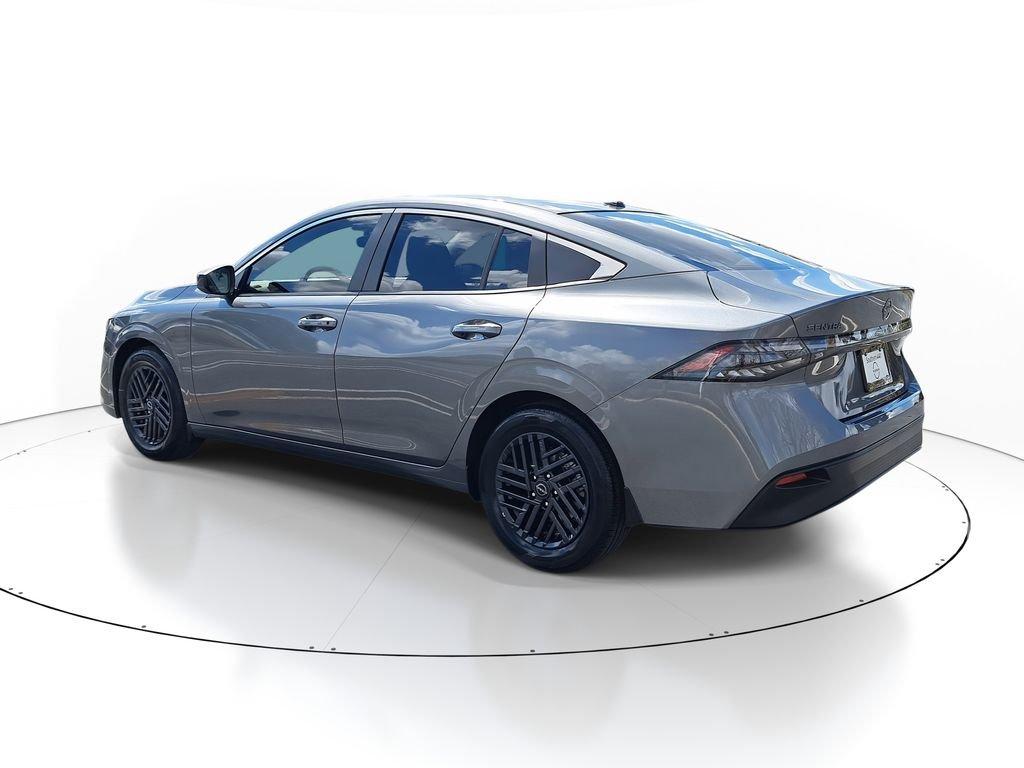 Nissan Sentra Sv - Thumbnail 6