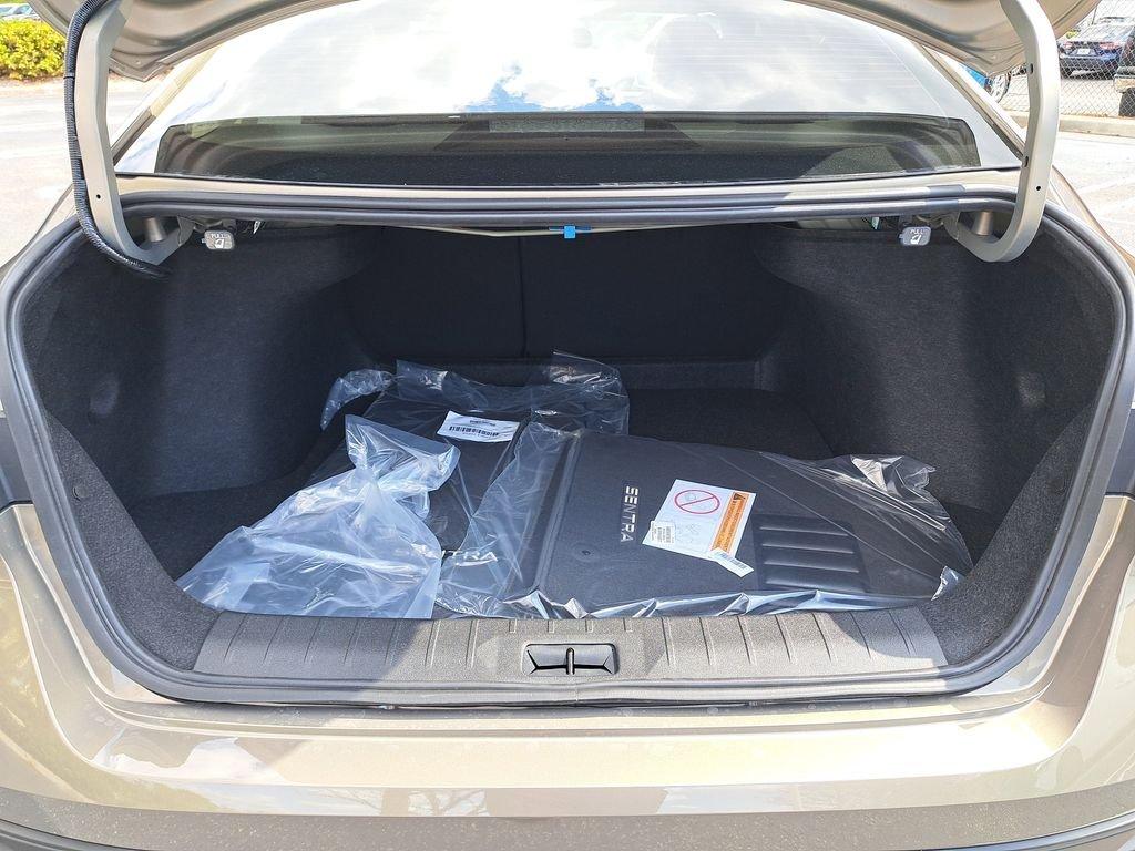 Nissan Sentra Sv - Thumbnail 11