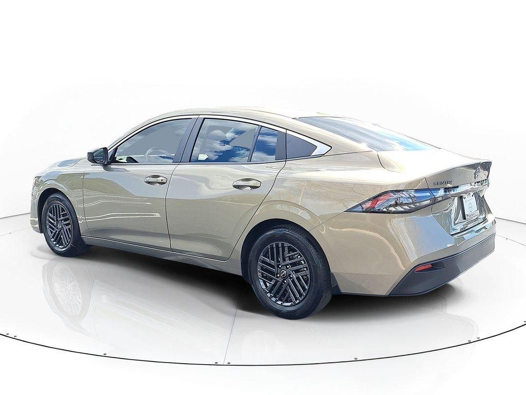 Nissan Sentra Sv - Thumbnail 6