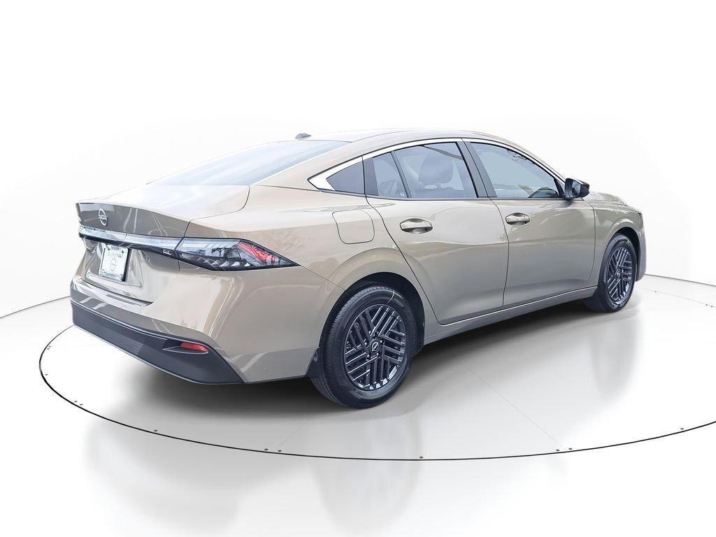 Nissan Sentra Sv - Thumbnail 8