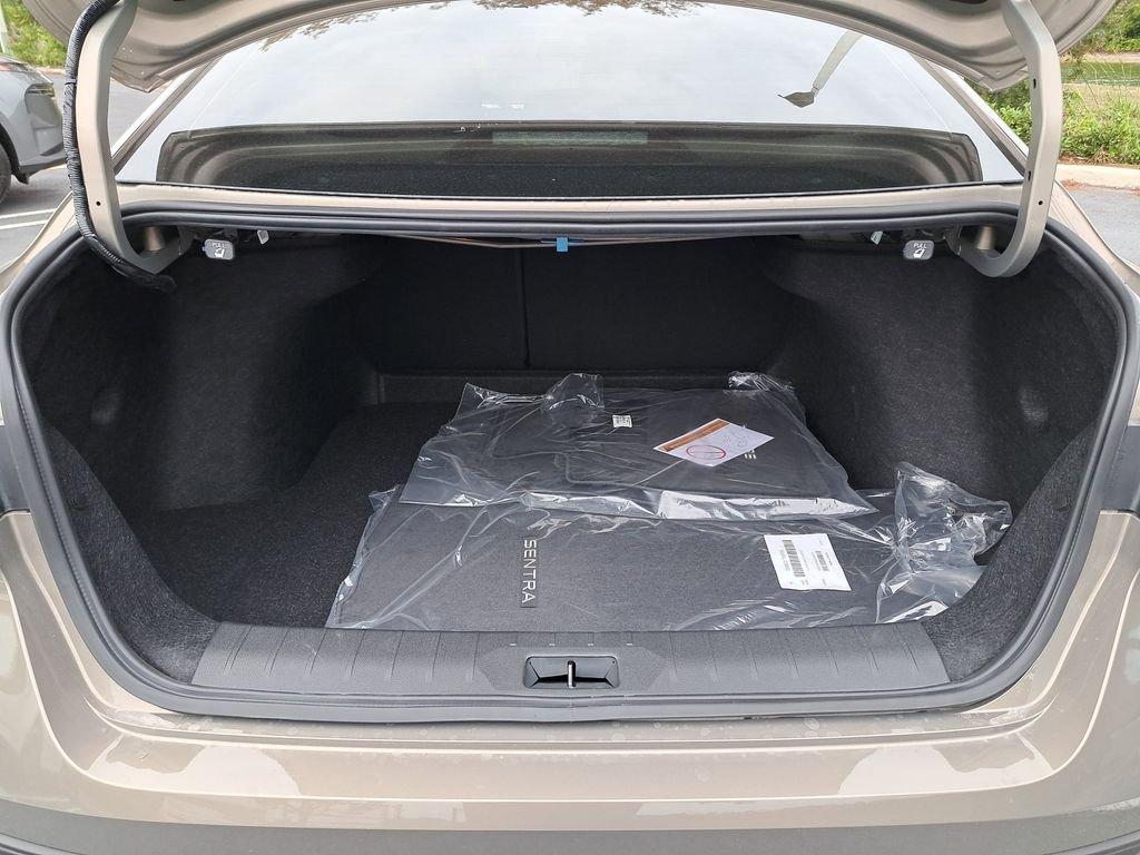 Nissan Sentra Sv - Thumbnail 11