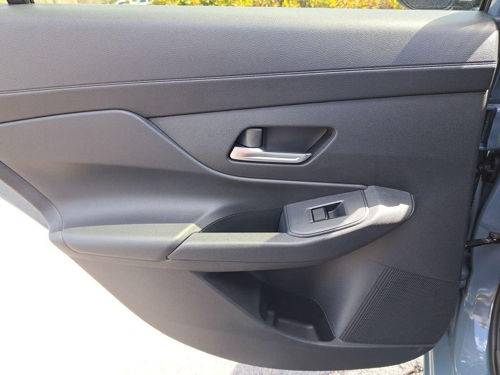 Nissan Sentra Sv - Thumbnail 15