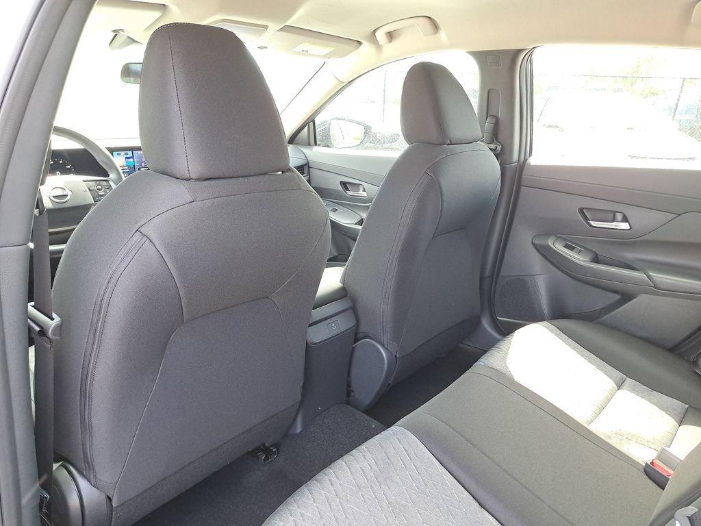 Nissan Sentra Sv - Thumbnail 12