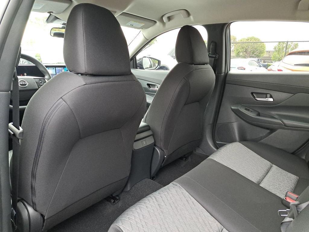 Nissan Sentra Sv - Thumbnail 12