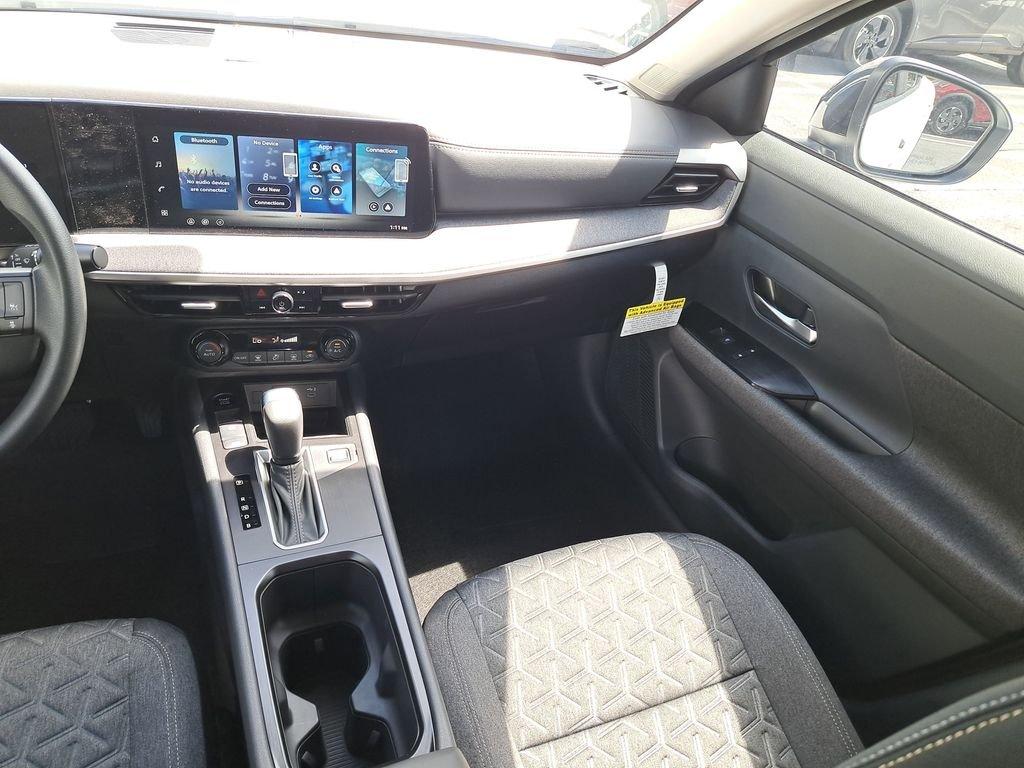 Nissan Kicks Sv - Thumbnail 17