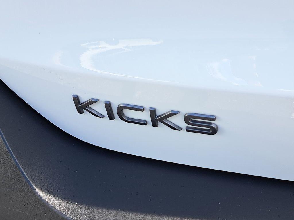Nissan Kicks Sv - Thumbnail 10
