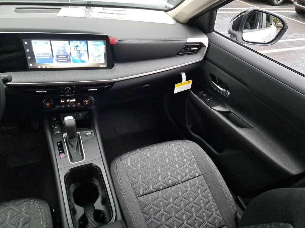 Nissan Kicks Sv - Thumbnail 18