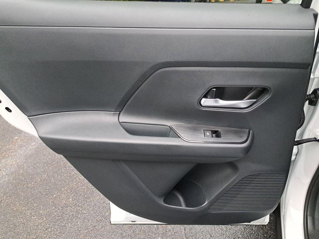 Nissan Kicks Sv - Thumbnail 15