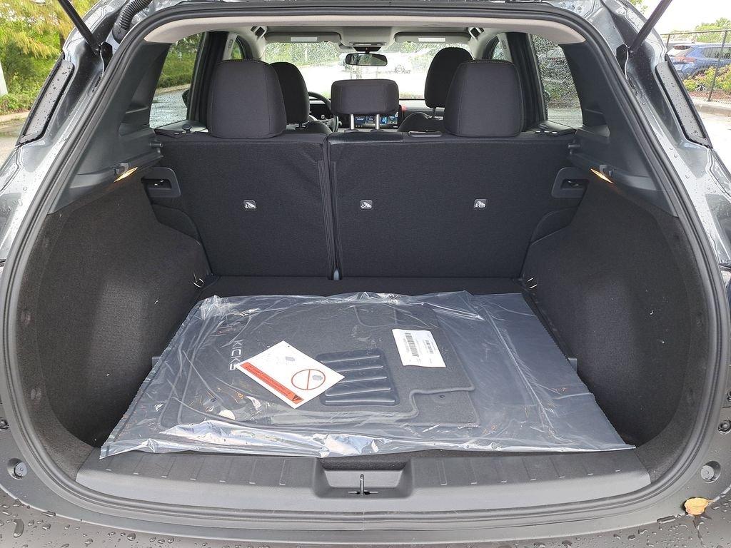 Nissan Kicks Sv - Thumbnail 11