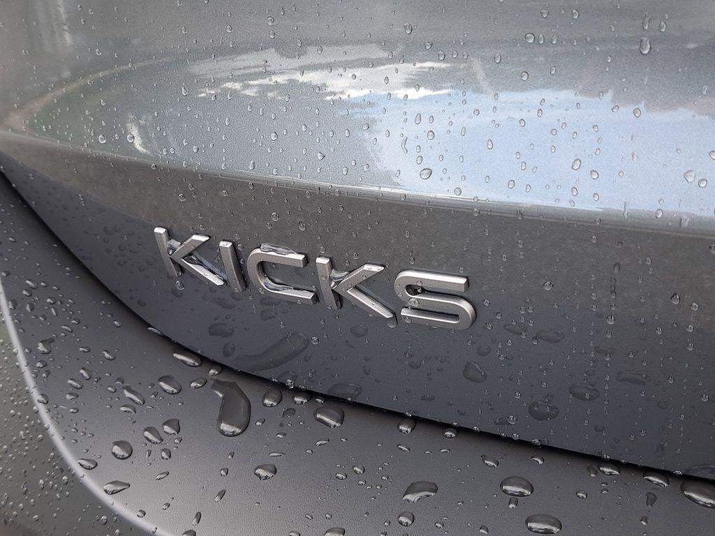 Nissan Kicks Sv - Thumbnail 10