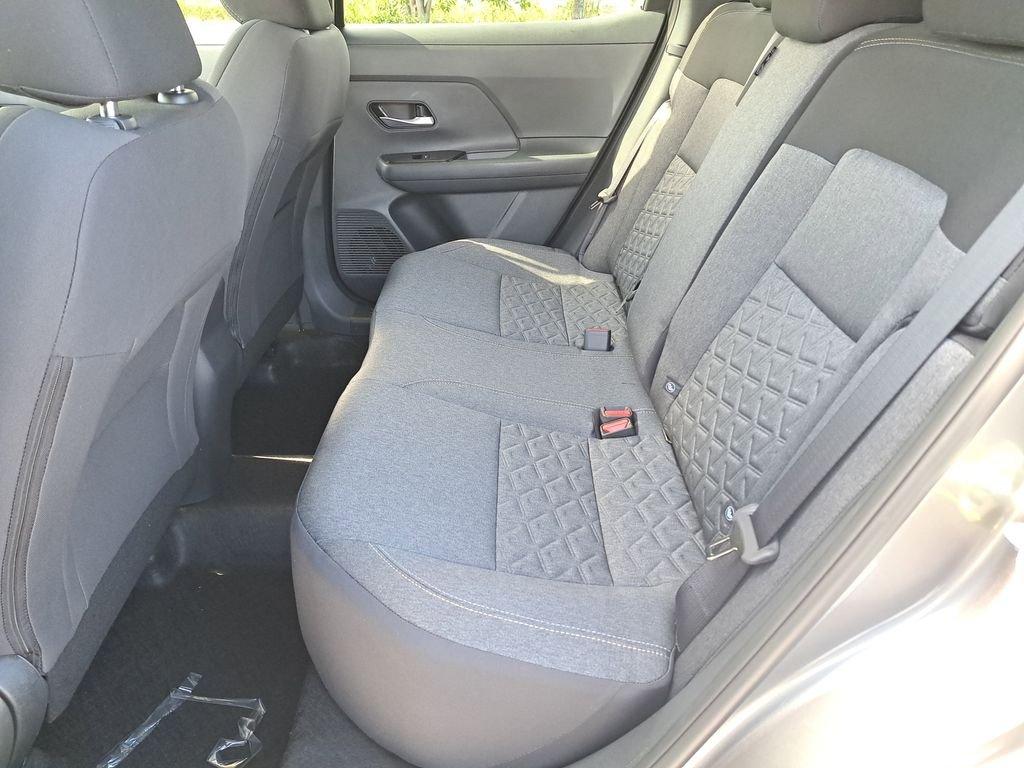 Nissan Kicks Sv - Thumbnail 13