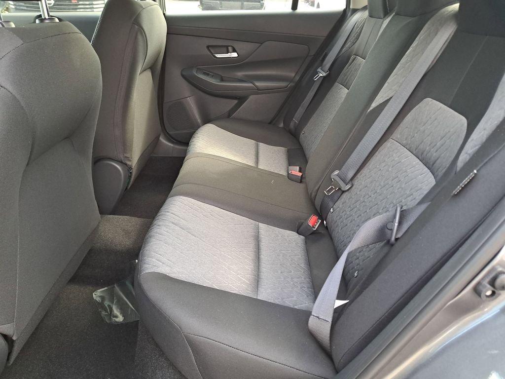 Nissan Sentra Sv - Thumbnail 13