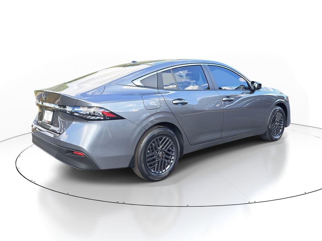 Nissan Sentra Sv - Thumbnail 8