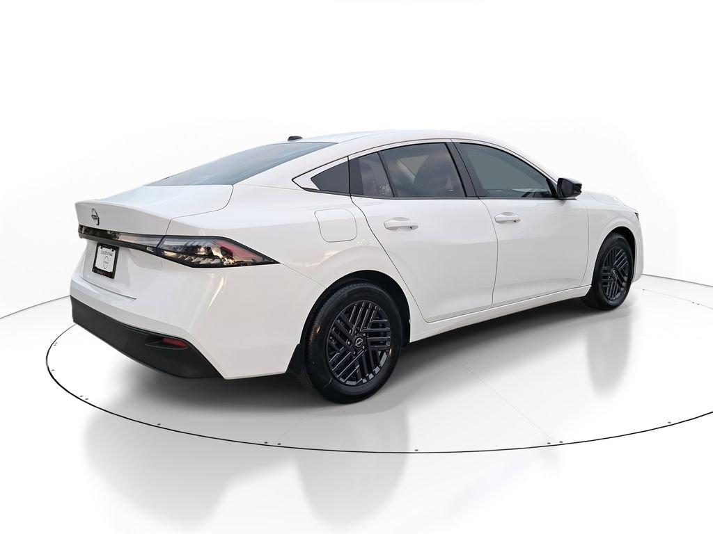 Nissan Sentra Sv - Thumbnail 8