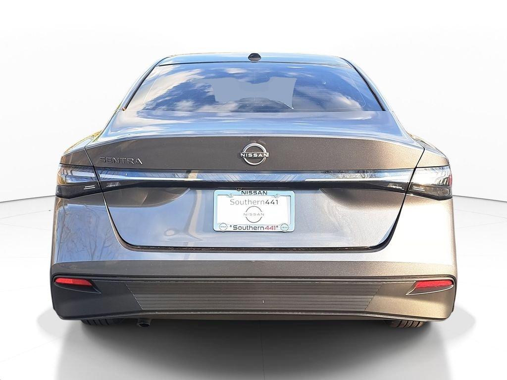 Nissan Sentra Sv - Thumbnail 7