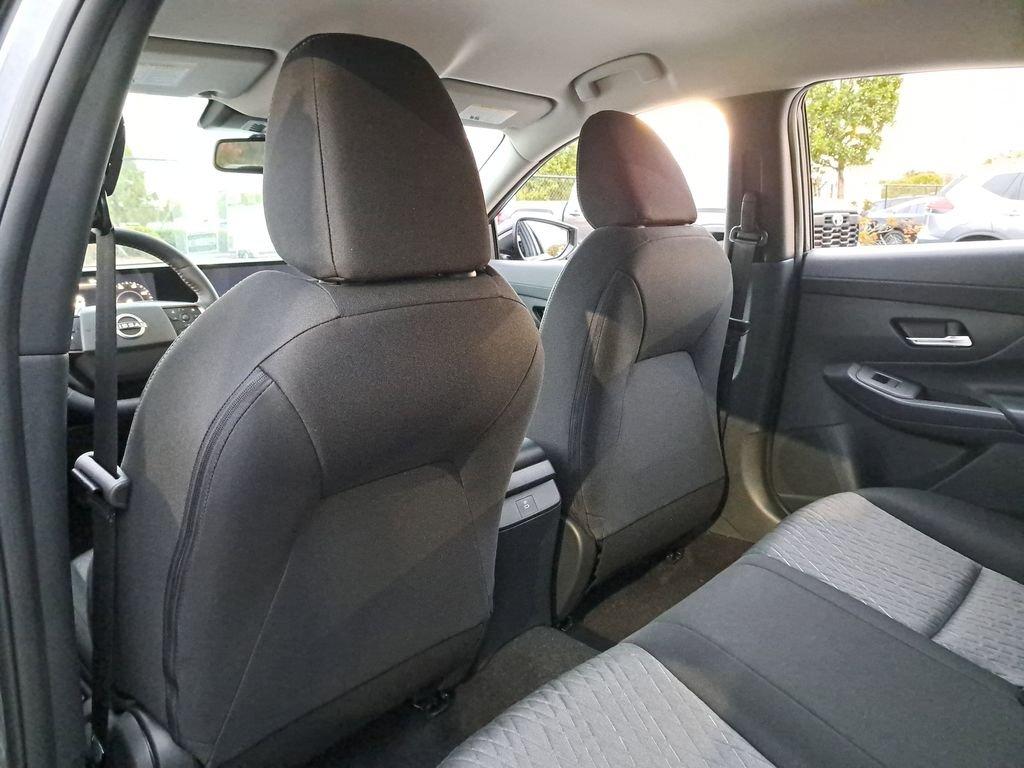 Nissan Sentra Sv - Thumbnail 12