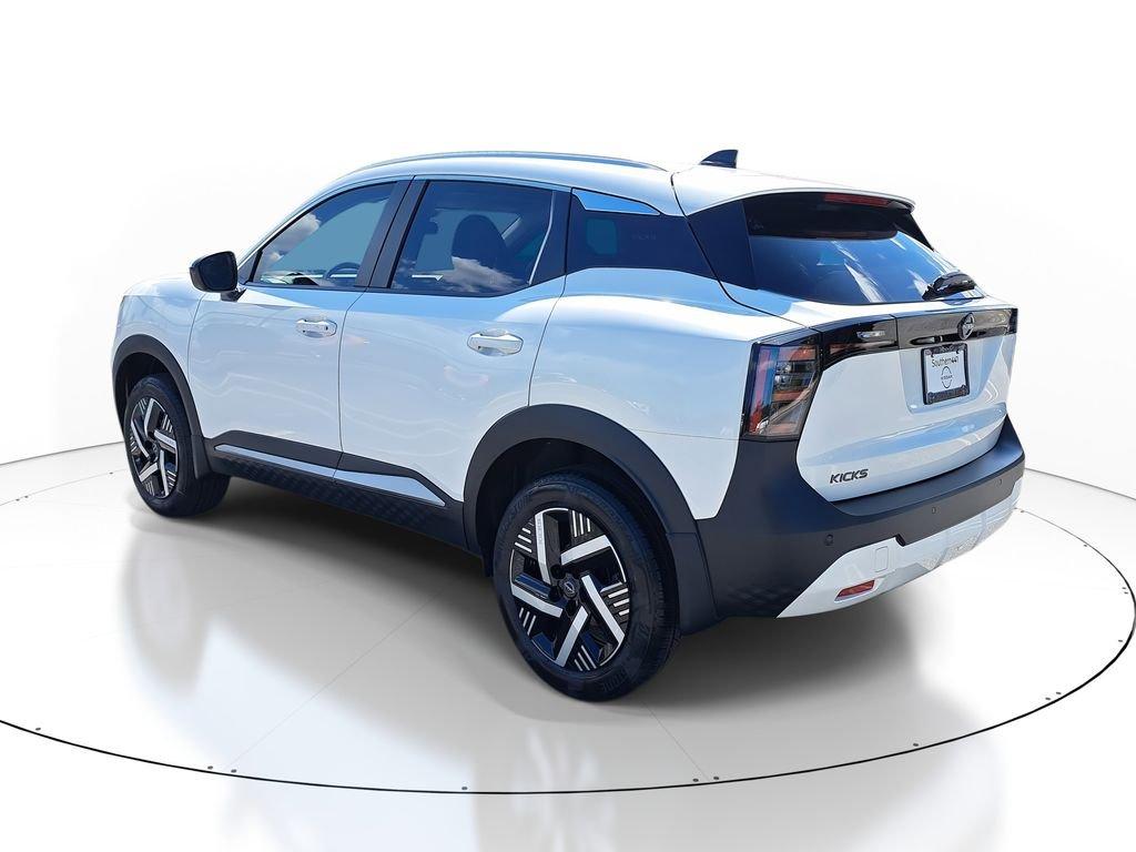Nissan Kicks Sv - Thumbnail 6