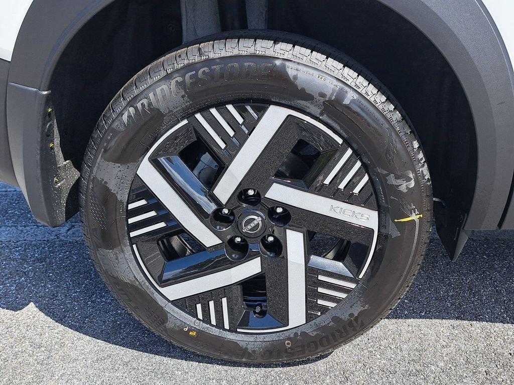 Nissan Kicks Sv - Thumbnail 9