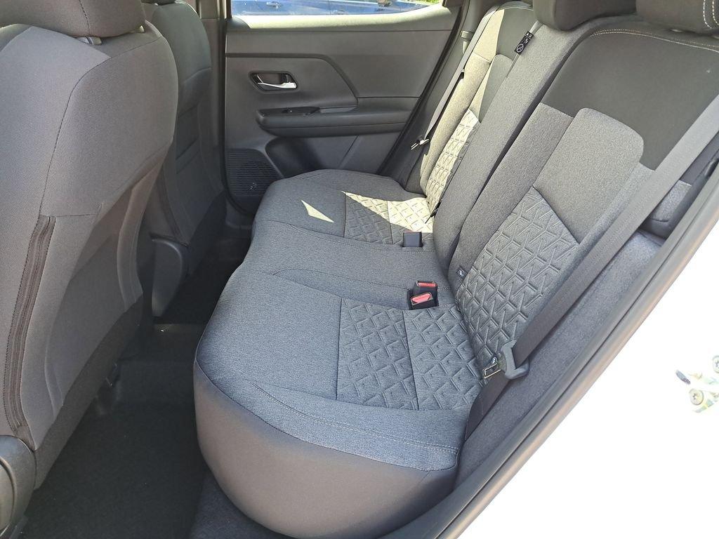 Nissan Kicks Sv - Thumbnail 13