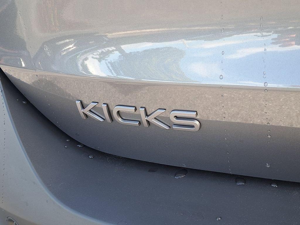 Nissan Kicks Sv - Thumbnail 10