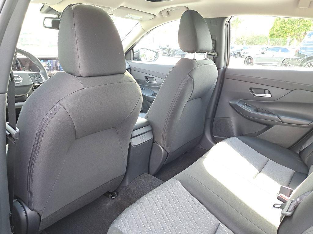 Nissan Sentra Sv - Thumbnail 12