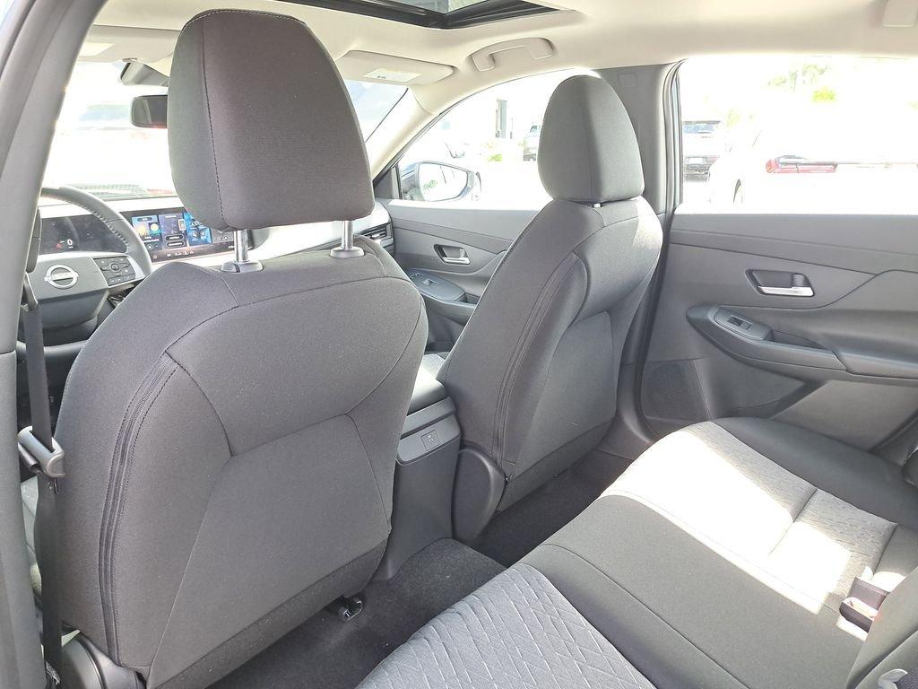 Nissan Sentra Sv - Thumbnail 11