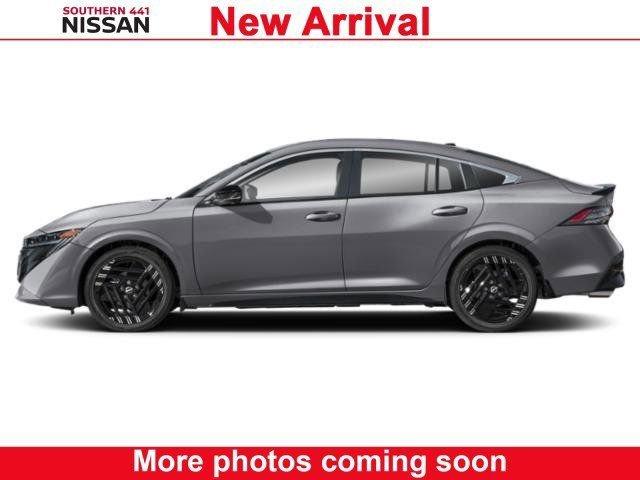 Nissan Sentra Sr - Thumbnail 5