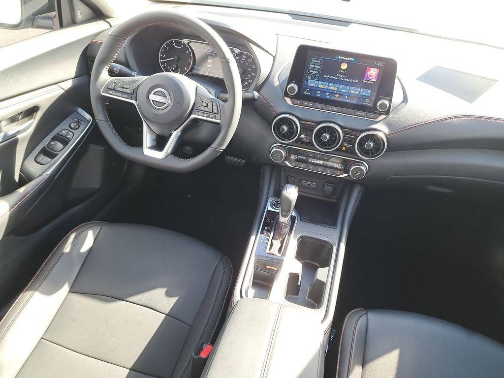 Nissan Sentra Sr - Thumbnail 16