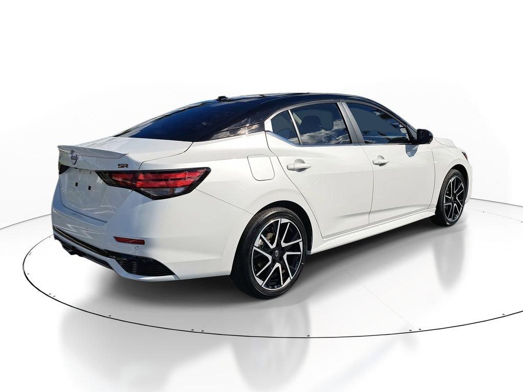 Nissan Sentra Sr - Thumbnail 8