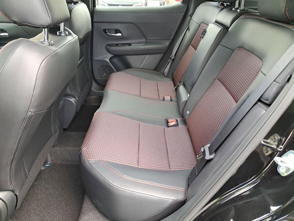 Nissan Kicks Sr - Thumbnail 13