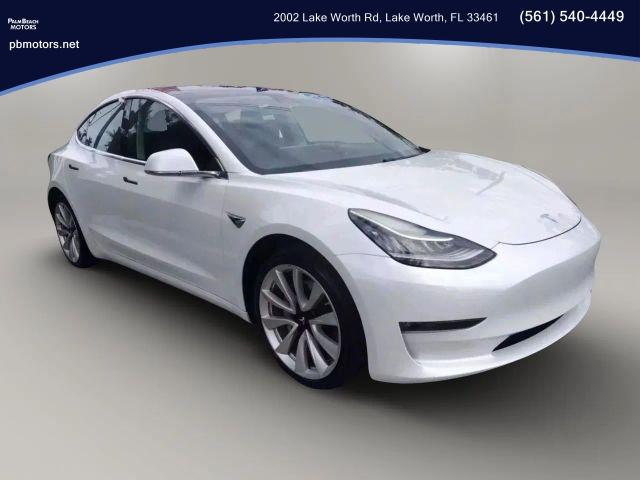 TESLA MODEL 3 - Thumbnail 3