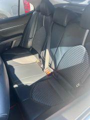 Toyota Camry - Thumbnail 6