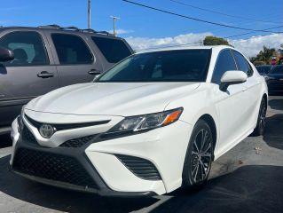 Toyota Camry - Thumbnail 10