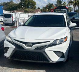 Toyota Camry - Thumbnail 8