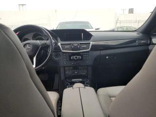 Mercedes-Benz E-Class - Thumbnail 11