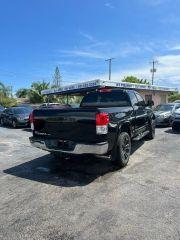 Toyota Tundra Double Cab - Thumbnail 10