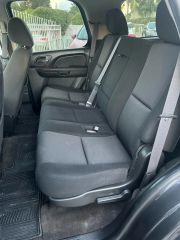Chevrolet Tahoe - Thumbnail 2