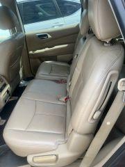 Nissan Pathfinder - Thumbnail 5