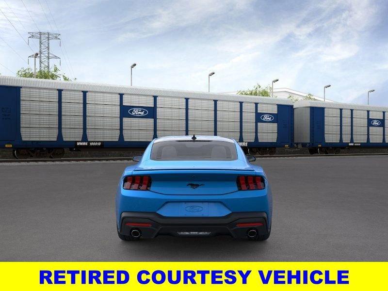 Ford Mustang Ecoboost® Premium Fastback Rwd Fastback - Thumbnail 7