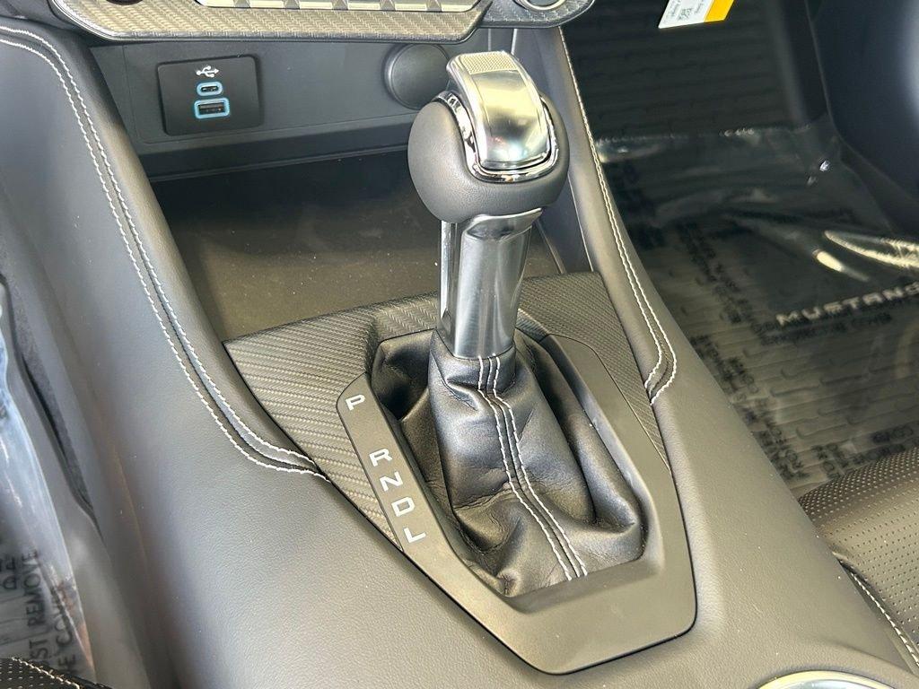 Ford Mustang Ecoboost® Premium Fastback Rwd Fastback - Thumbnail 14