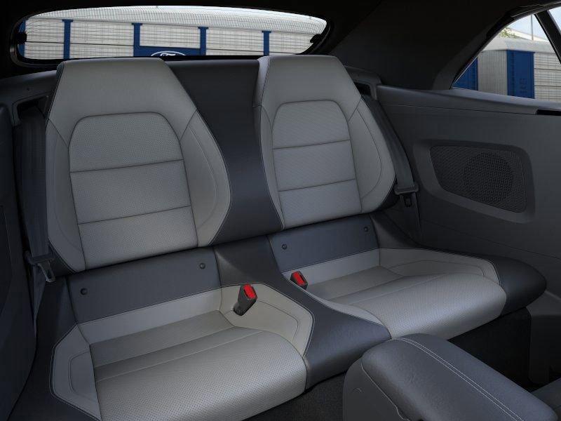 Ford Mustang Gt Premium Convertible Rwd Convertible - Thumbnail 13