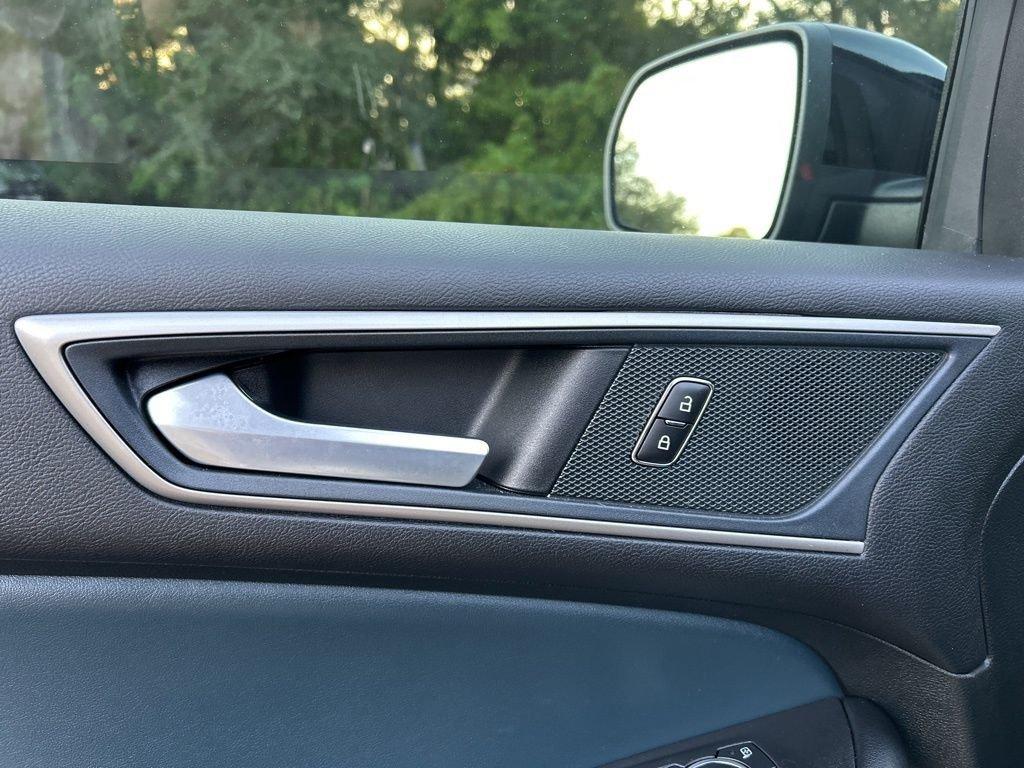 Ford Edge Sel Awd 4 Door Suv - Thumbnail 15