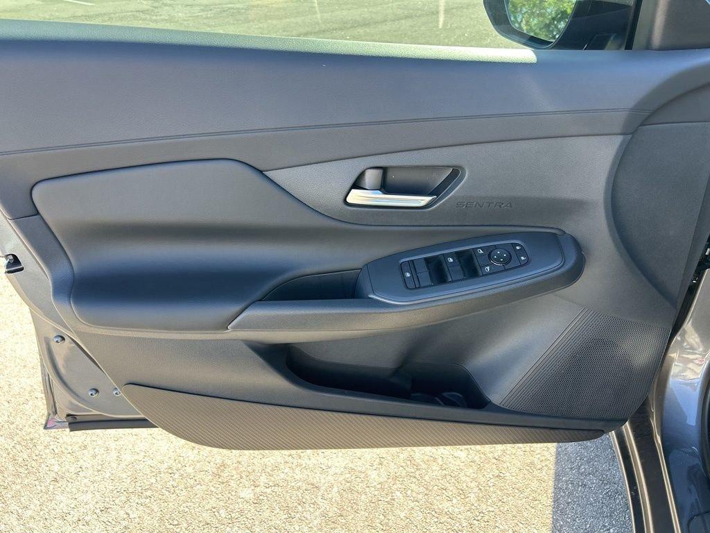 Nissan Sentra Sv - Thumbnail 18