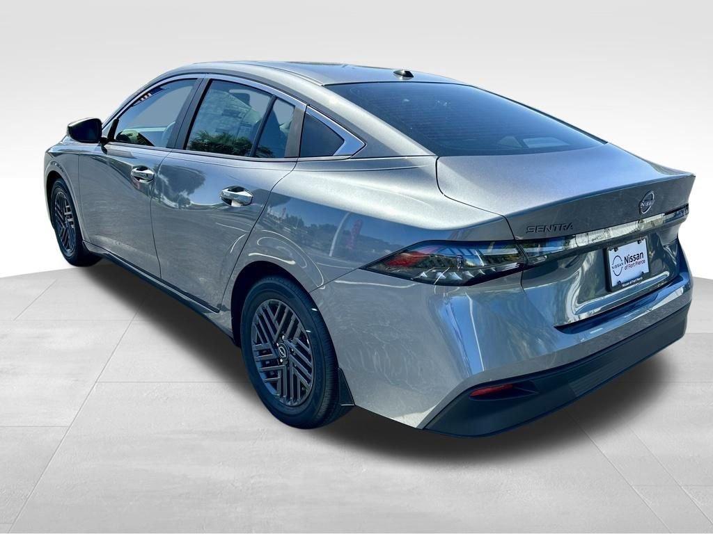 Nissan Sentra Sv - Thumbnail 9