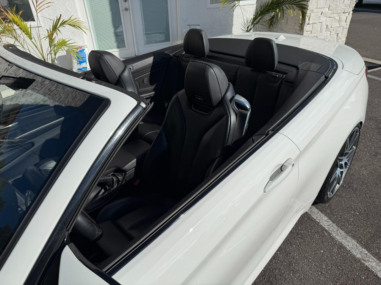 BMW M4 - Thumbnail 9